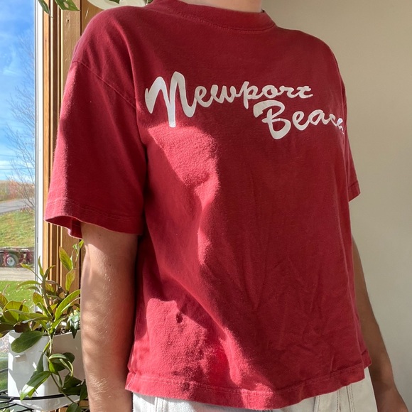 Rustic Red Brandy Melville John Galt Newport Beach Cotton Cropped Tee - Picture 2 of 6